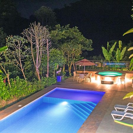 Hosteria Los Cedros De 明多 外观 照片